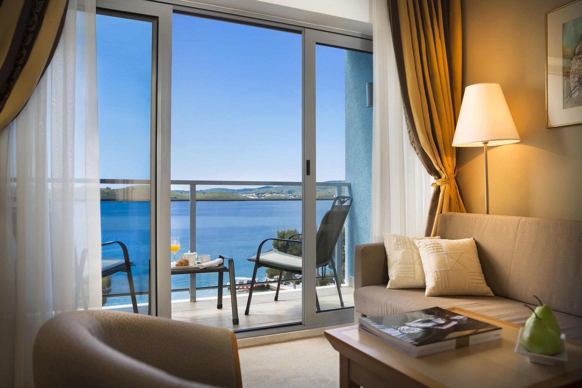 Aminess Vival Grand Azur Hotel Orebić Εξωτερικό φωτογραφία